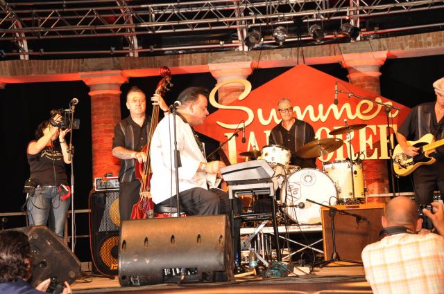 min 2010 08 08 palco centrale 040